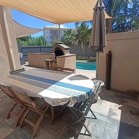 Blue Azur Piscine Prive * Saint-Cyprien (Pyrenees-Orientales)