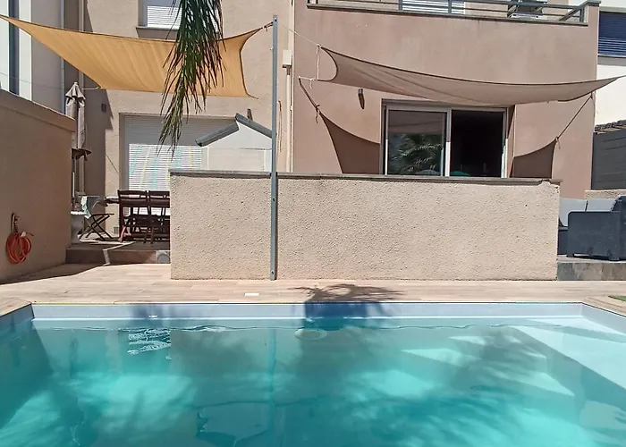 Blue Azur Piscine Prive * Saint-Cyprien (Pyrenees-Orientales)